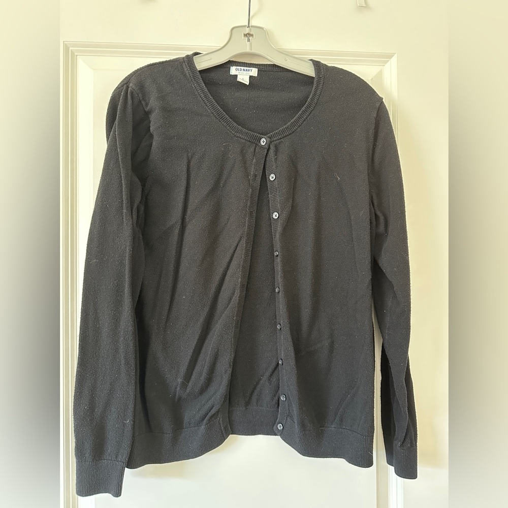 💚Old Navy Classic Black Cardigan Sweater